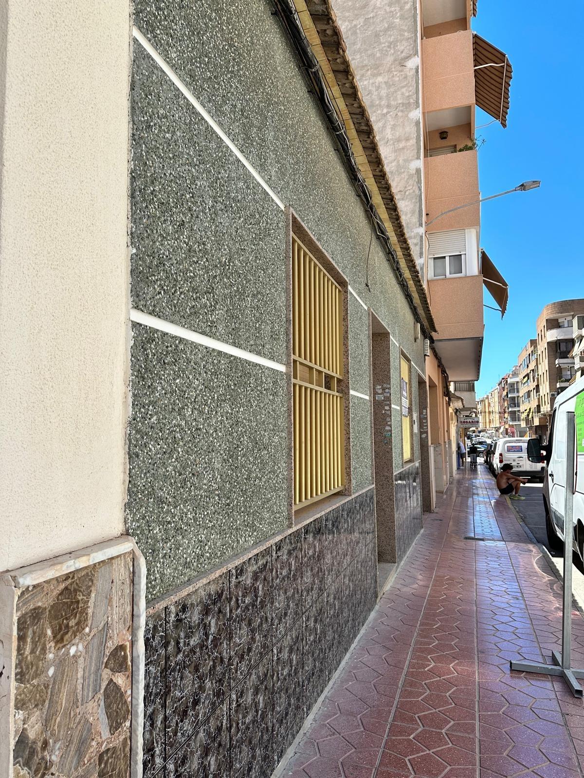 Haus mit 4 Zimmern und 2 Bädern ☀️ in Guardamar-del-segura, Spanien