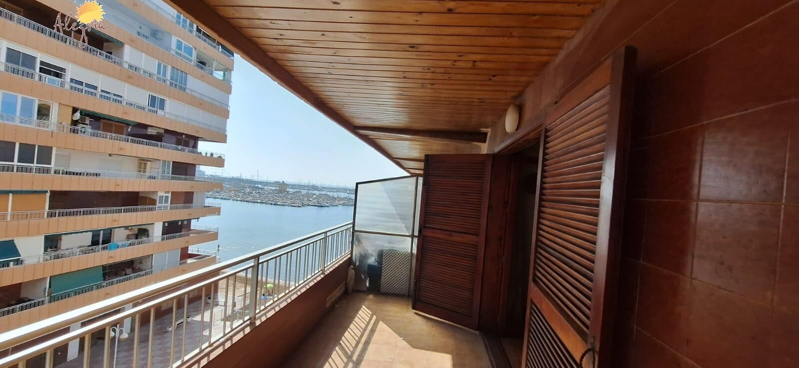 Wohnung mit 4 Zimmern und 1 Bad ☀️ in Torrevieja, Spanien