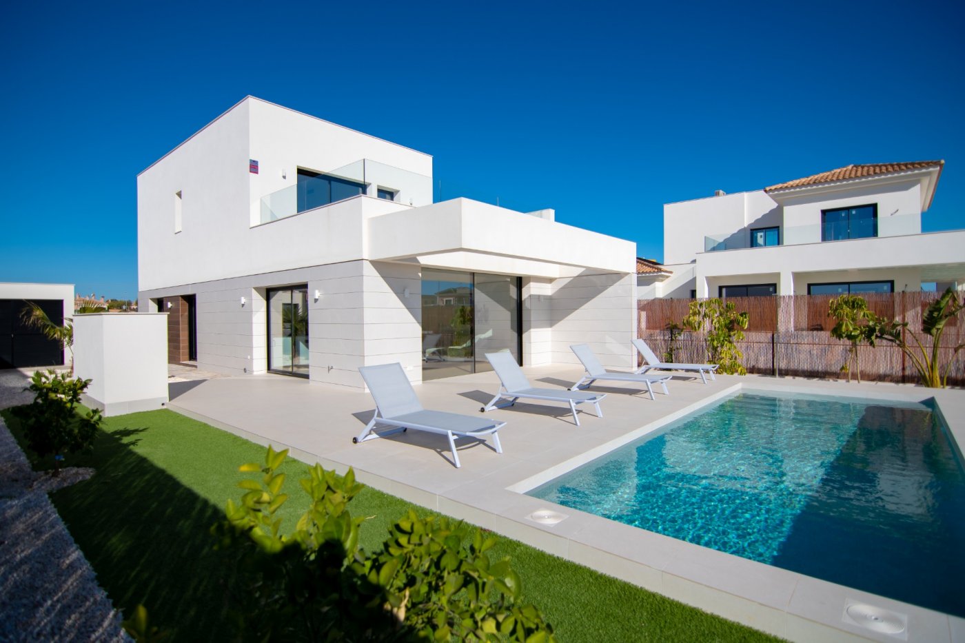 Haus mit 4 Zimmern und 2 Bad ☀️ in Los-montesinos, Spanien