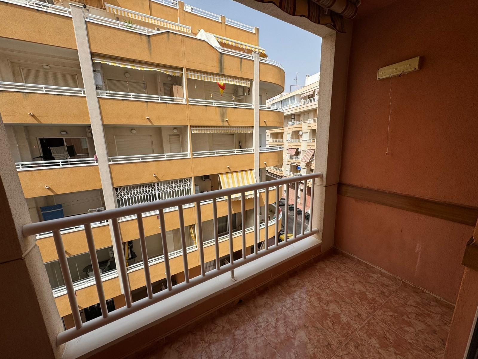 Komfortable Wohnung mit Garage und Terrasse ☀️ Torrevieja - Alicante - Spanien