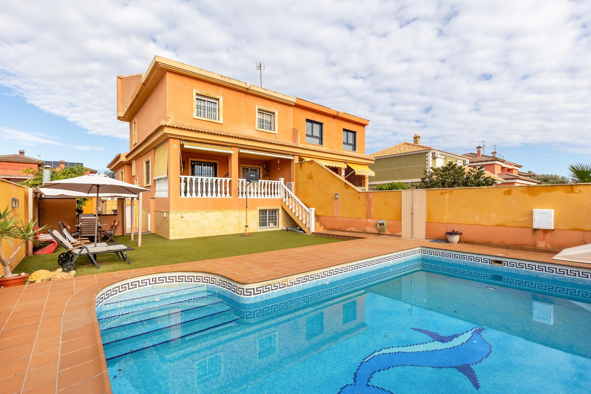 Exklusive Familie Haus in Aguas Nuevas mit privatem Schwimmbad und geräumigen Zimmern☀️