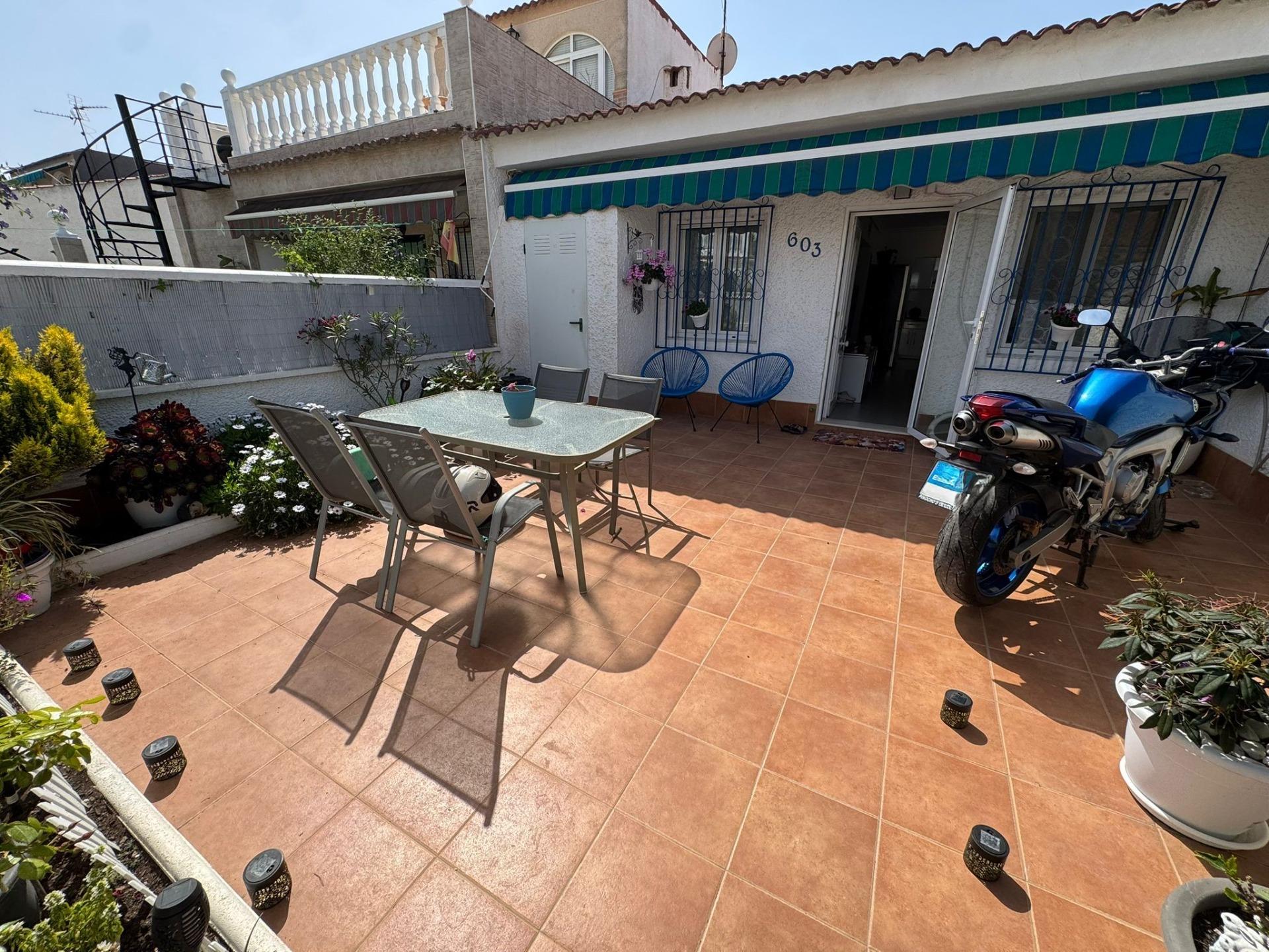 Bungalow ohne Nachbarn im Obergeschoss und renoviert☀️
