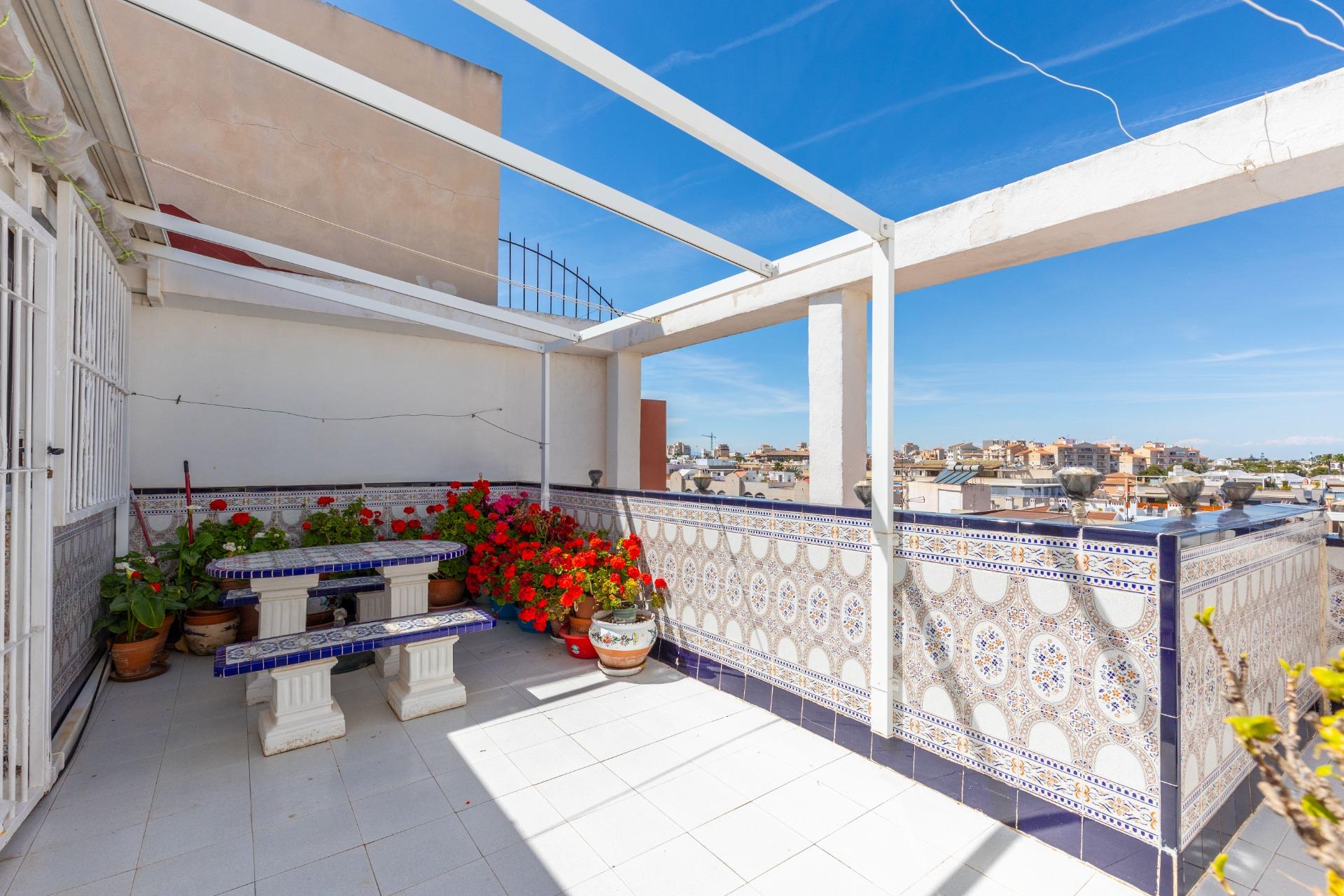 🌟 Penthouse mit endloser Terrasse und Meerblick in der Calle Fragata, mit 3 Schlafzimmern und Garage!☀️