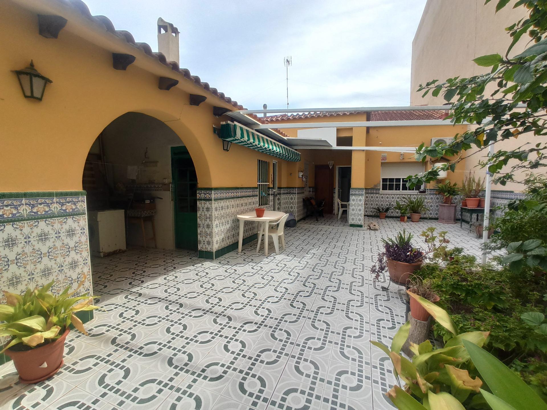Grundstück in San Vicente del Raspeig · Stadtzentrum☀️