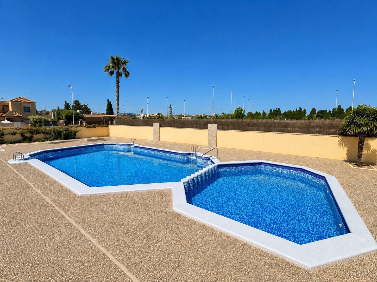 Bungalow in Torrevieja · Carrefour☀️