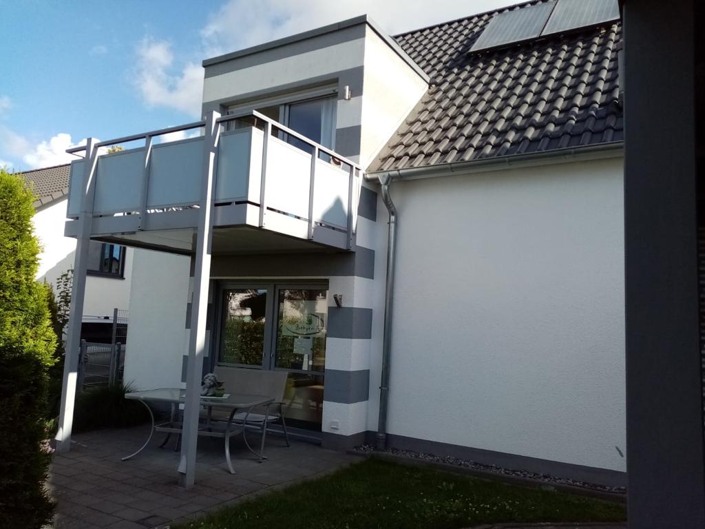 Leopoldshöhe ☀️ Erfolgreich verkauft – Großes Haus in Toplage